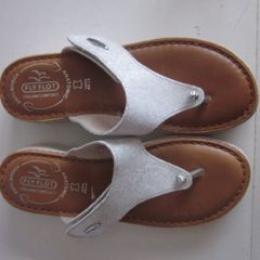 Fly Fot Leather, Touch-Fasten Toe Post Sandals Light Grey S5