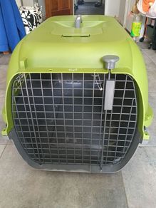 pet carrier