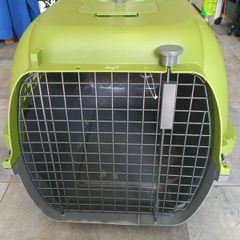 pet carrier