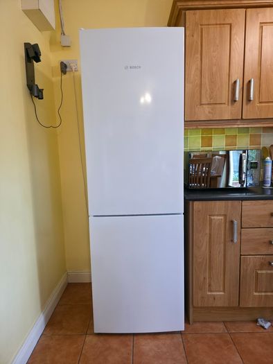 Bosch Fridge Freezer KGV36VW32G 184 cm