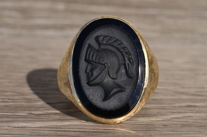 roman soldier centurion onyx ring stone wanted