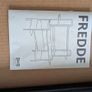 fredde gaming desk Image 2