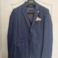 3 piece suit