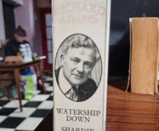 Watership Down & Shardik: Richard Adams Penguin Box Set