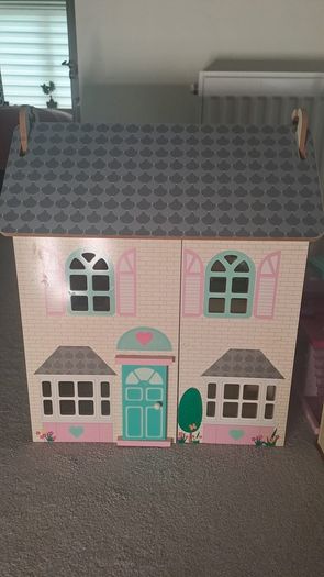 Toys wooden Doll house