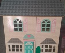 Toys wooden Doll house