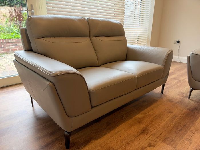 Light grey leather sofa set - 3-seater and 2-seater