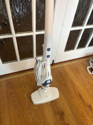Steam cleaner