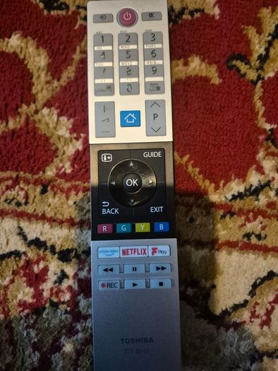 32" Toshiba Smart TV
