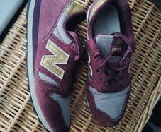 New Balance 373
