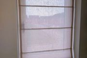 Roman blind in excellent condition