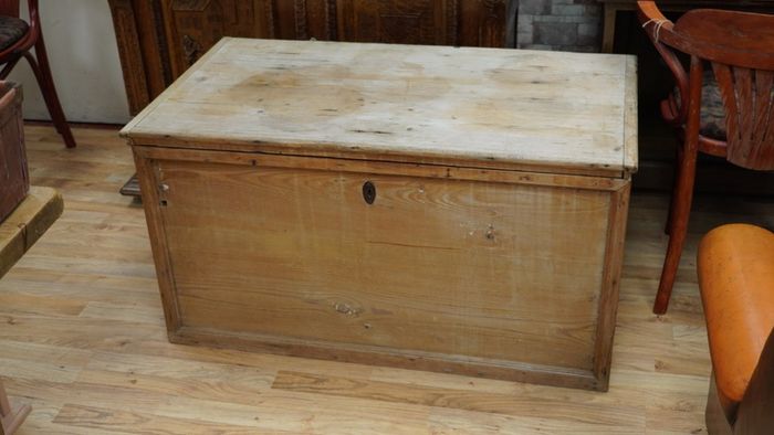 Victorian Pine Blanket Chest