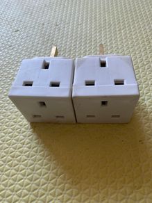 2x 3-Way Plug Adaptors / Mains Outlet Splitters (UK / Ireland 3-Pin)