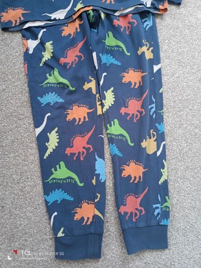 boy's pj . Age7