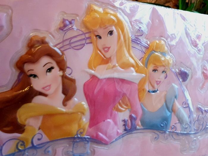 New Sealed Large 3D Disney Princess Wall Decal Sticker