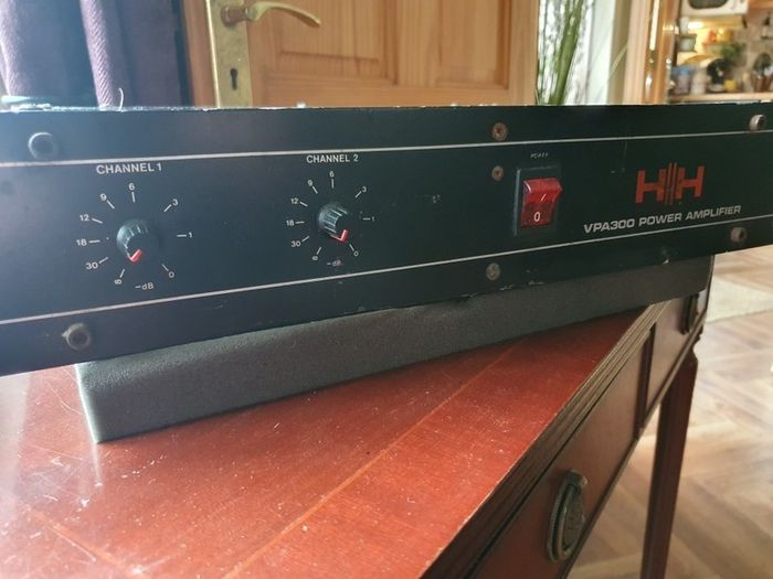 H/H amp 300 watt