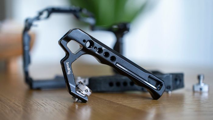 Smallrig 3234B Black Mamba Cage and top handle for Canon EOS R5 C / R5 / R6