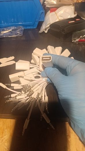 BULK SALE! HDMI to HDMI, tablet stand, etc