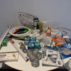 Large Selection of Light Bulbs