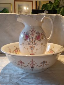 Vintage washing bowl and jug