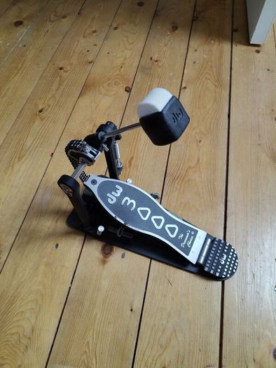 DW 3000 Kick Pedal