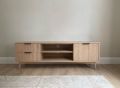 Enzo TV unit