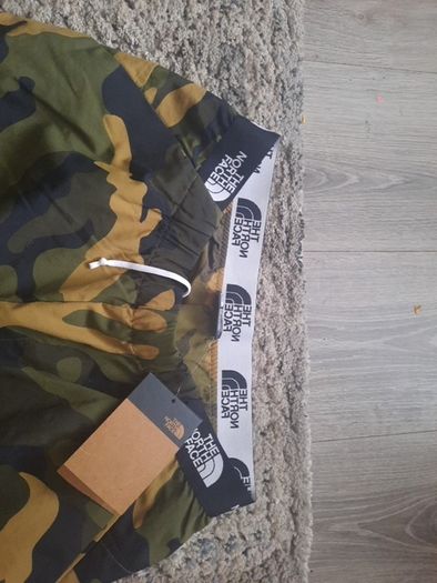 northface cargo bottoms