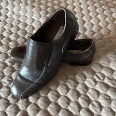 Mens shoes