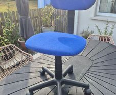 desk chair junior mint condition
