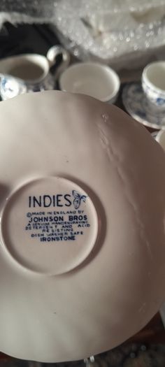 Indies make6 cups and 6 saucers