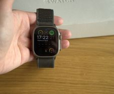 Apple Watch Ultra 2 + Box + 8 Extra Bands