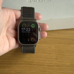 Apple Watch Ultra 2 + Box + 8 Extra Bands
