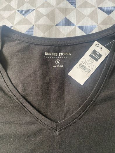Black t-shirt