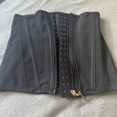 Waist trainers