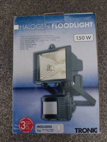 Halogen floodlight