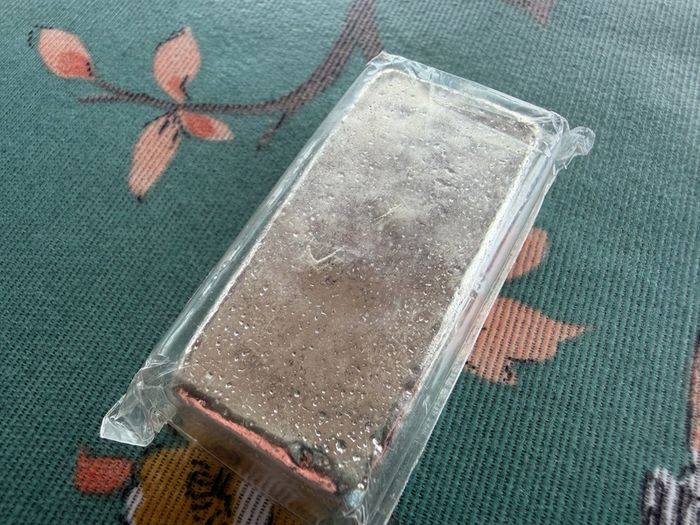 250g silver Umicore bar 999