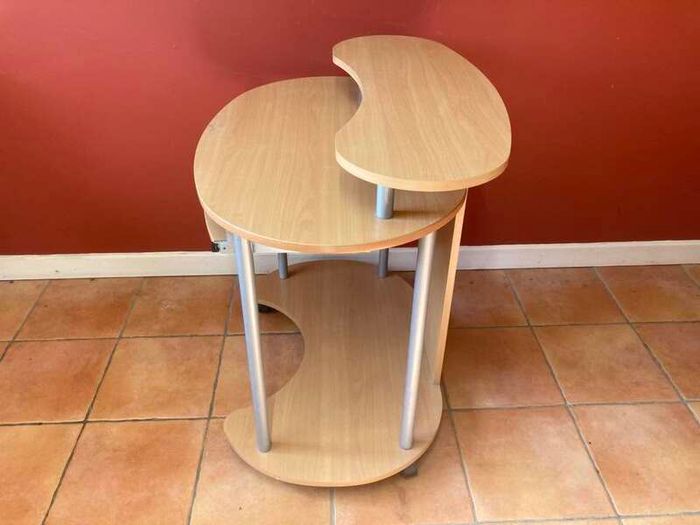 Mobile 3 Tier Computer Desk w/ Pull Out Tray & Wheels