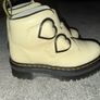 Dr Marten Devon Loveheart Cream Leather Image 5