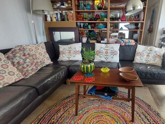 Fabulous Mid-Century Modern, 50s Style, Retro Compact-Sized Coffee Table with Slatted Magazine/Book Shelf