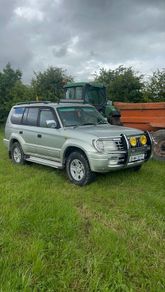 2001 Toyota landcruiser 5 seater