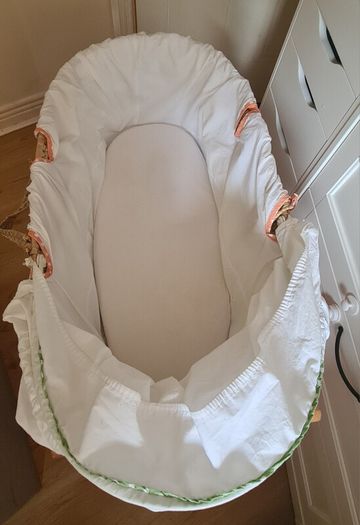 Mamas and Papas Moses Basket