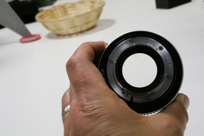 Vintage Nikon NIKKOR 105mm f/1.8 Ai-S Lens