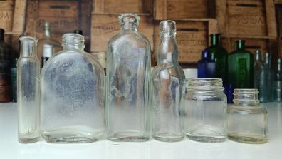 493 - Set of 6 Vintage Clear Glass Screw Cork Top Collectible Decorative Bottles and Jars