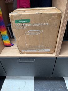 Kitchen Counter Food Composter