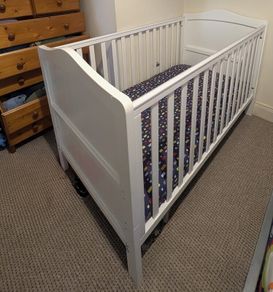 Cot bed