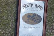 Southern Comfort Mirror ,,vintage collectors item, lovely advertising display, buyer collects,,nice in any home bar ,man cave pub restaurant etc, see pictures for condition