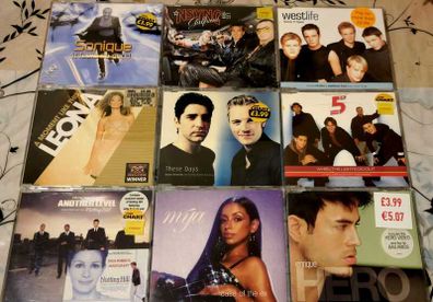 Bundle of 30's CD Singles, Condition - playable.