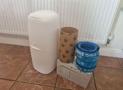 Angelcare Nappy Bin  Refills  Bag Roll  Excellent Condition