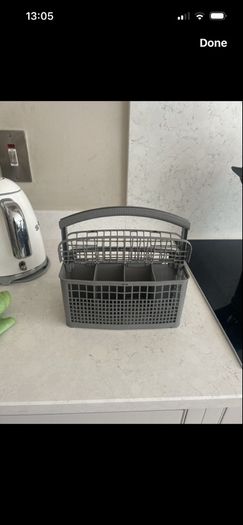 Dishwasher cutlery insert