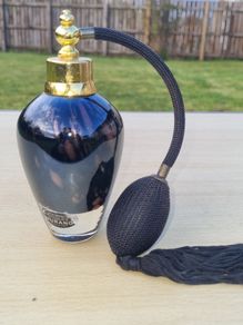Vintage perfume atomizer made of Murano glass